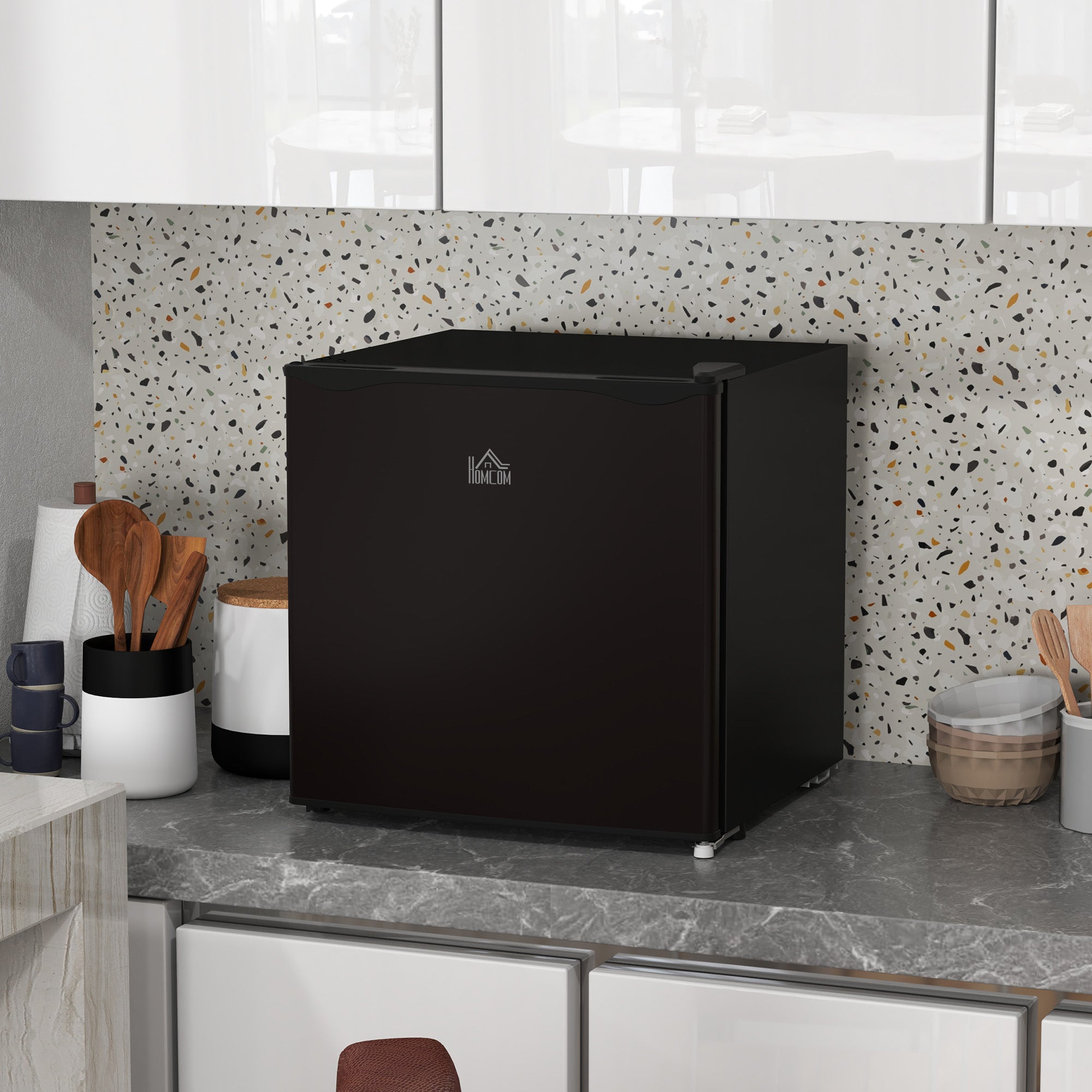 HOMCOM Tabletop Mini Freezer with 35 Litre Capacity, Small Freezer with Reversible Door, Adjustable Temperature and Removable Wire Shelf for Bedrooms, Home Office, Black