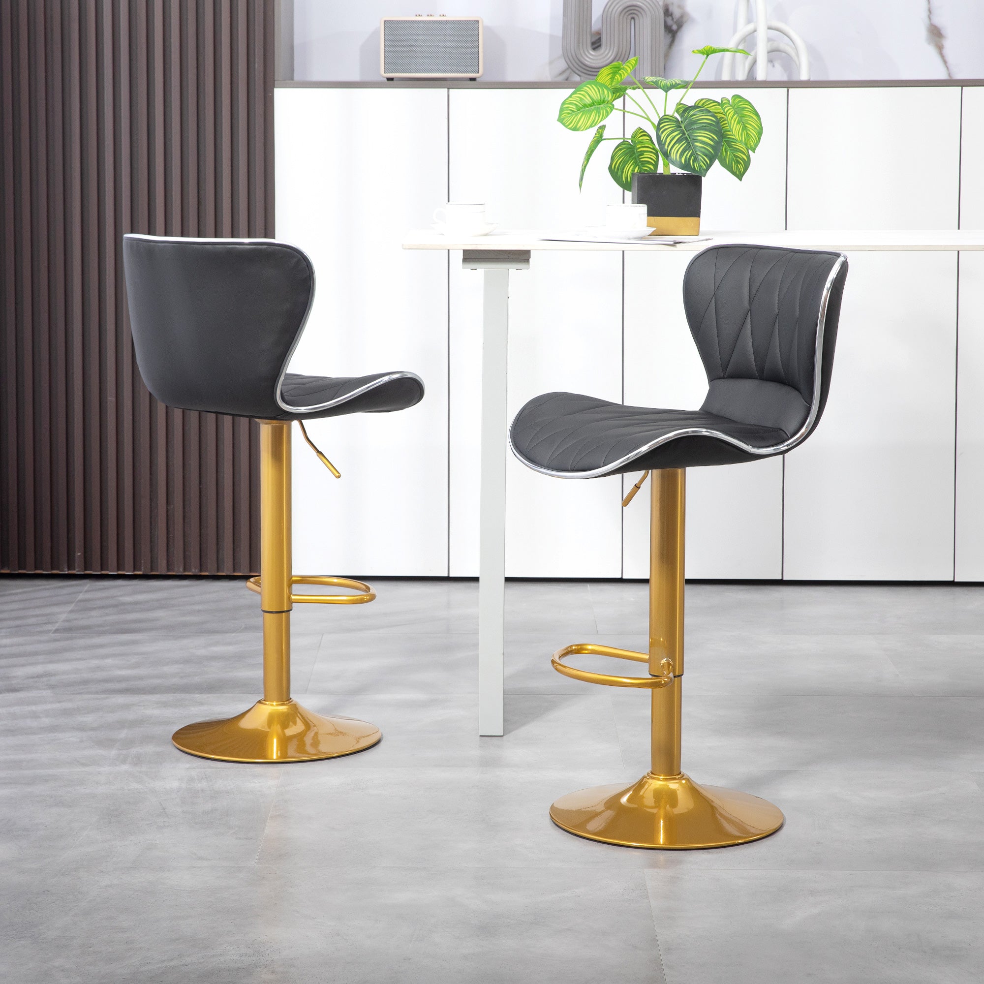 HOMCOM Bar Stools Set of 2, Luxurious Swivel Counter Stools with Adjustable Height, PU Leather Upholstered Counter Height Kitchen Stools with Back, Footrest, Gold Base, Black