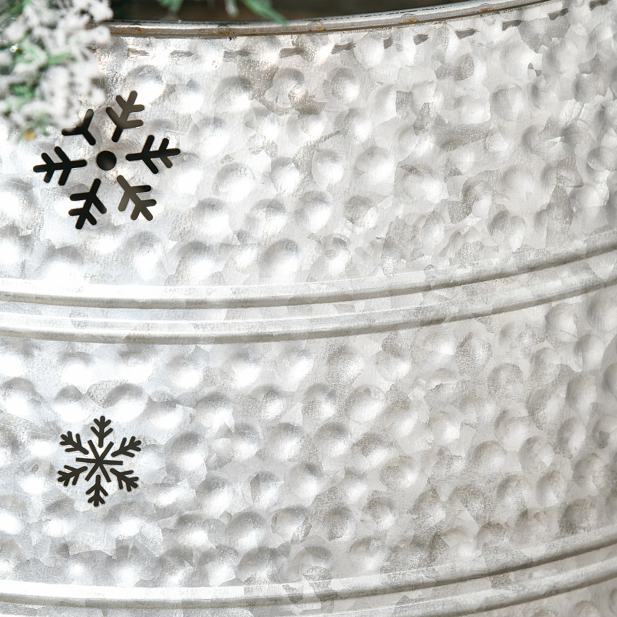 HOMCOM Christmas Tree Collar, 26" Christmas Tree Base Cover with Hollow Snowflake Patterns, Xmas Decoration for Party, Holiday, Home, Silver