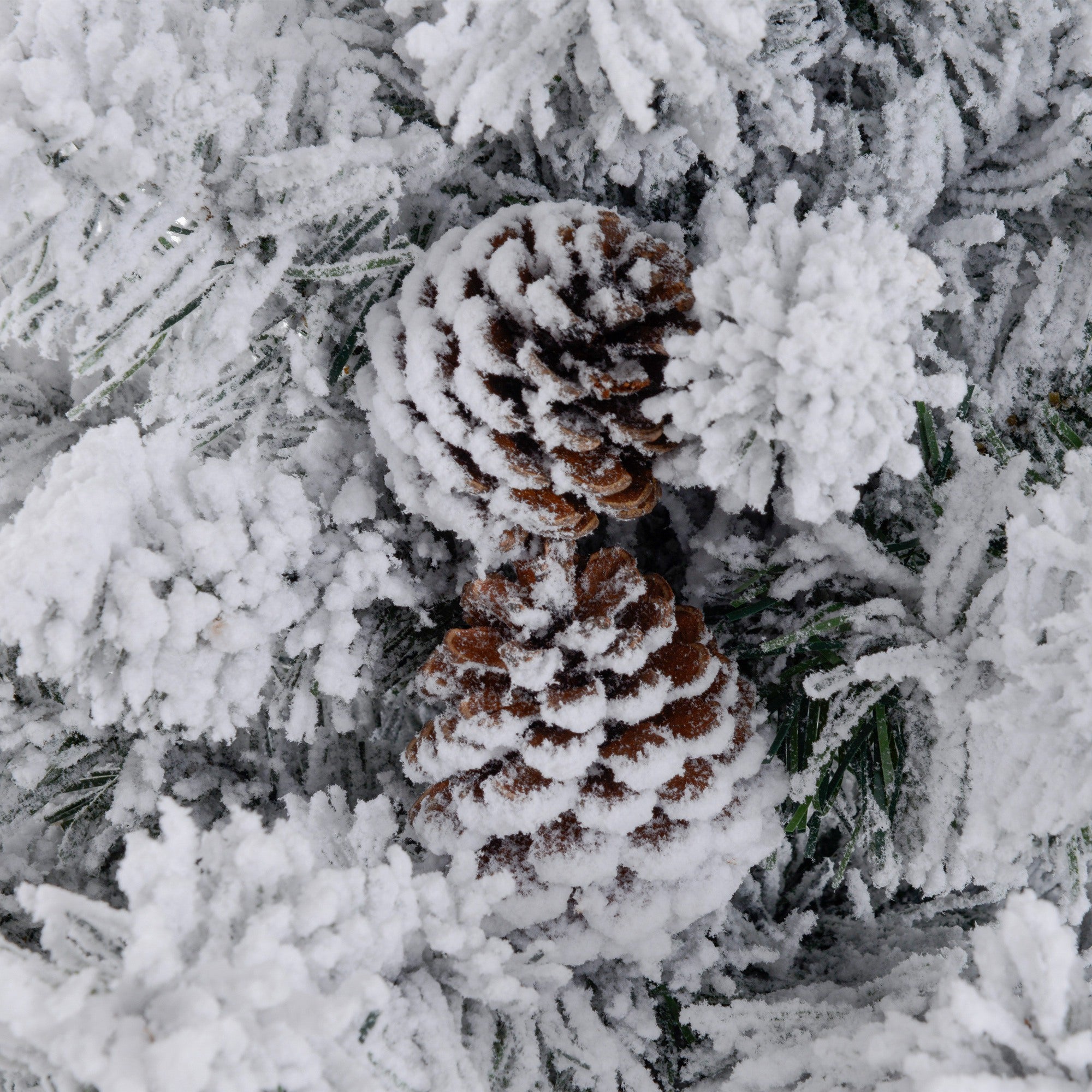 HOMCOM 3ft Prelit Artificial Christmas Tree with Warm White LED Light and 133 Tips, Concrete Base, Flocked Xmas Tree with Pine Cones, Green