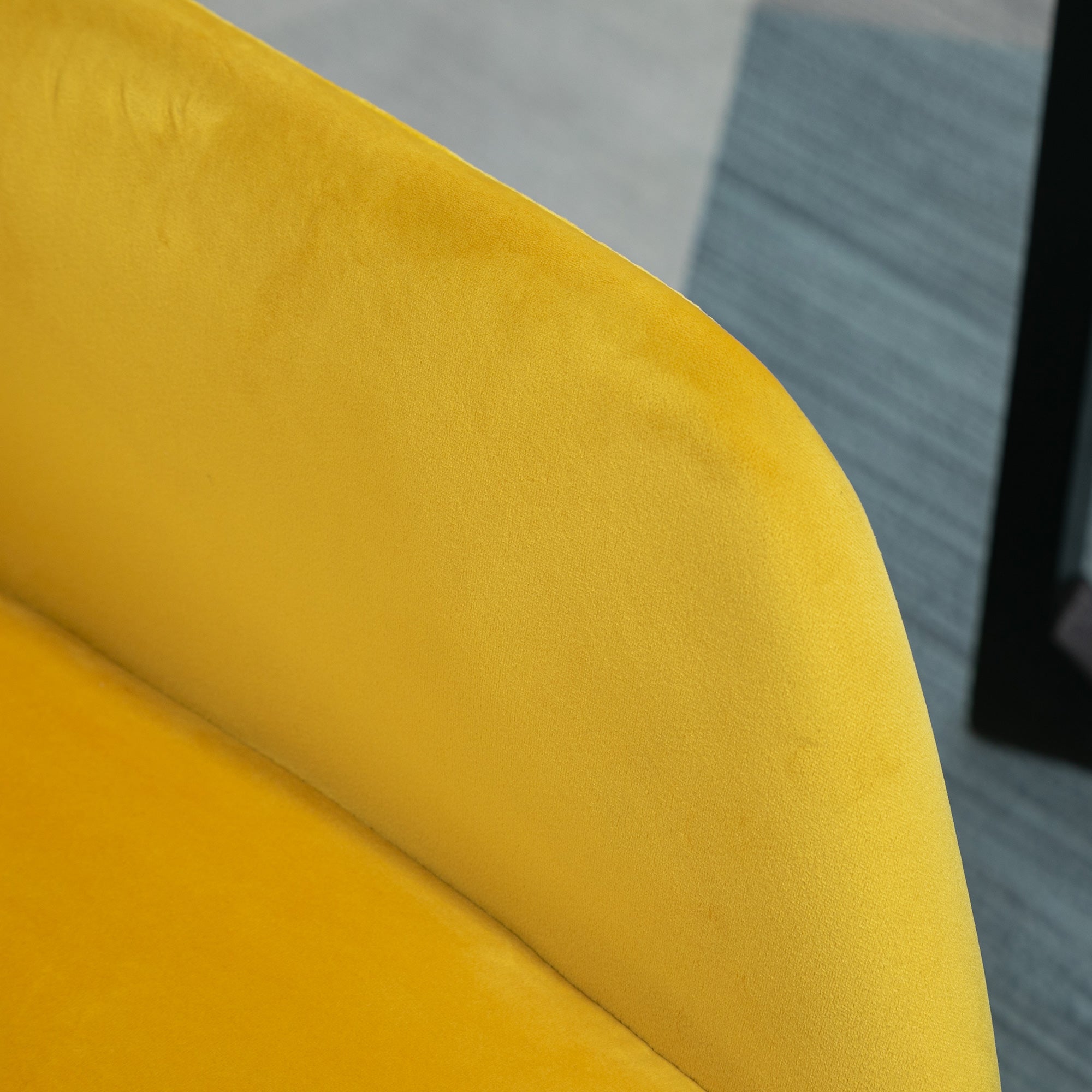 HOMCOM Modern Accent Chair, Velvet-Feel Fabric Upholstered Armchair with Metal Base for Living Room, Yellow
