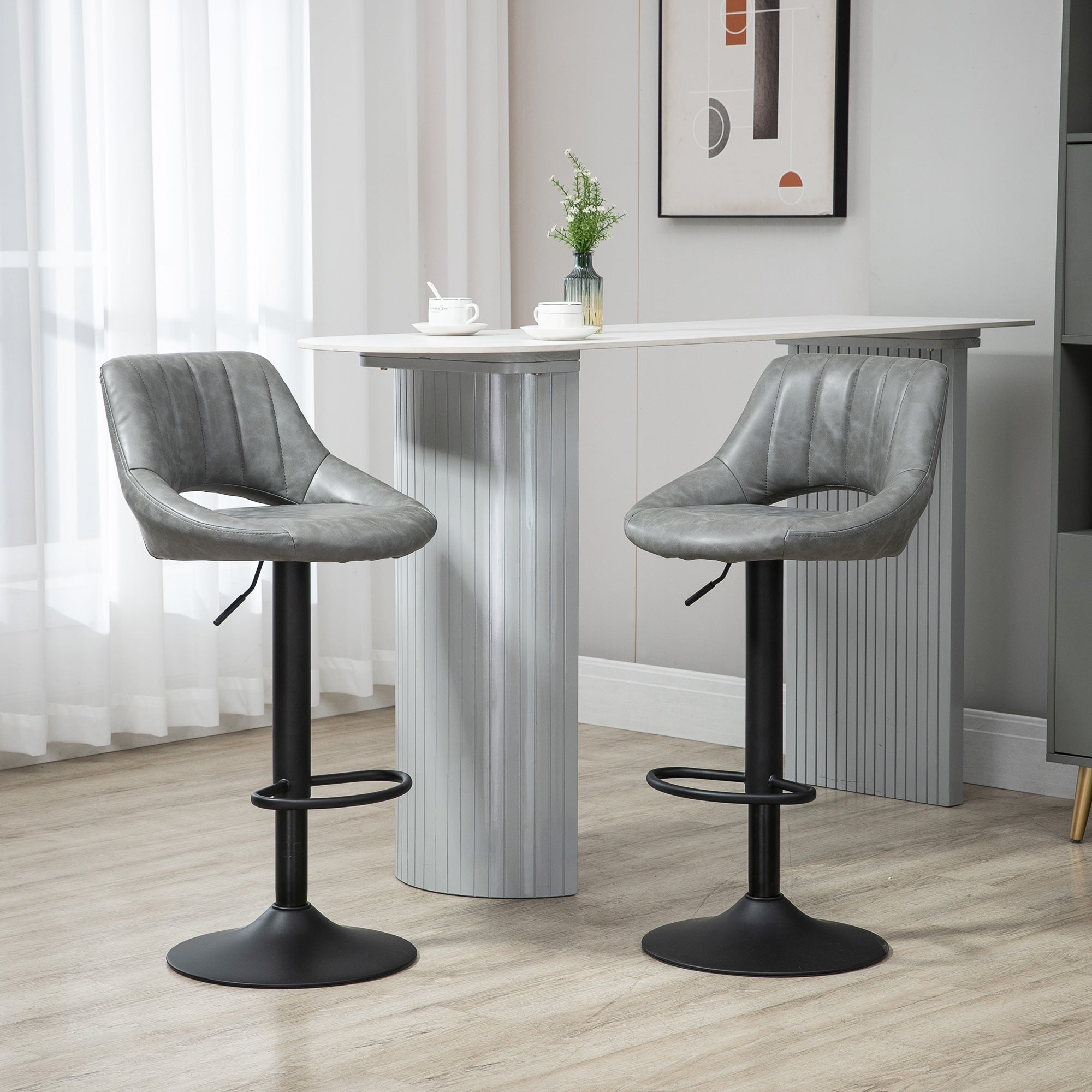 HOMCOM Bar Stools Set of 2, Swivel Counter Height Barstools with Adjustable Height, Faux Leather Upholstered Bar Chairs with Round Metal Base and Footrest, Grey